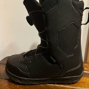 Black Ride Snowboard boots size 4